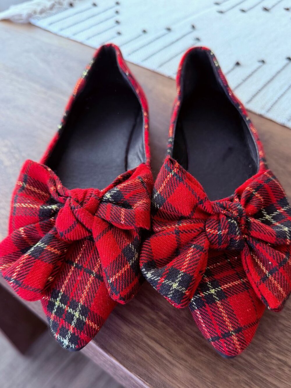 Red Plaid Bow Flats – Women’s Size 8 – NEW